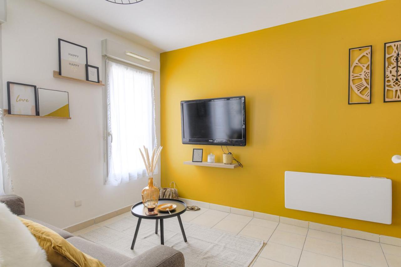 Le Louis D'Or -Acces Facile Gare/Eurexpo/Aeoroport Apartment Вильорбан Екстериор снимка